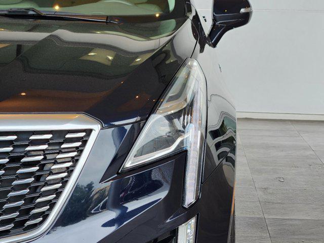 used 2022 Cadillac XT5 car, priced at $32,590