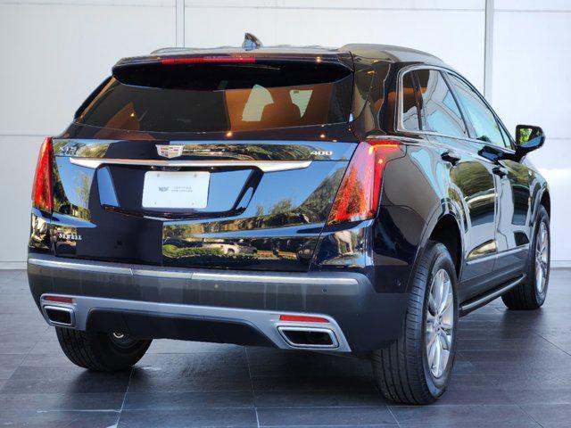 used 2022 Cadillac XT5 car, priced at $35,991