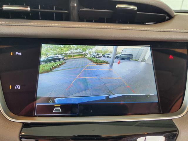 used 2022 Cadillac XT5 car, priced at $31,991