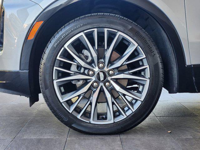 used 2024 Cadillac XT4 car, priced at $36,992