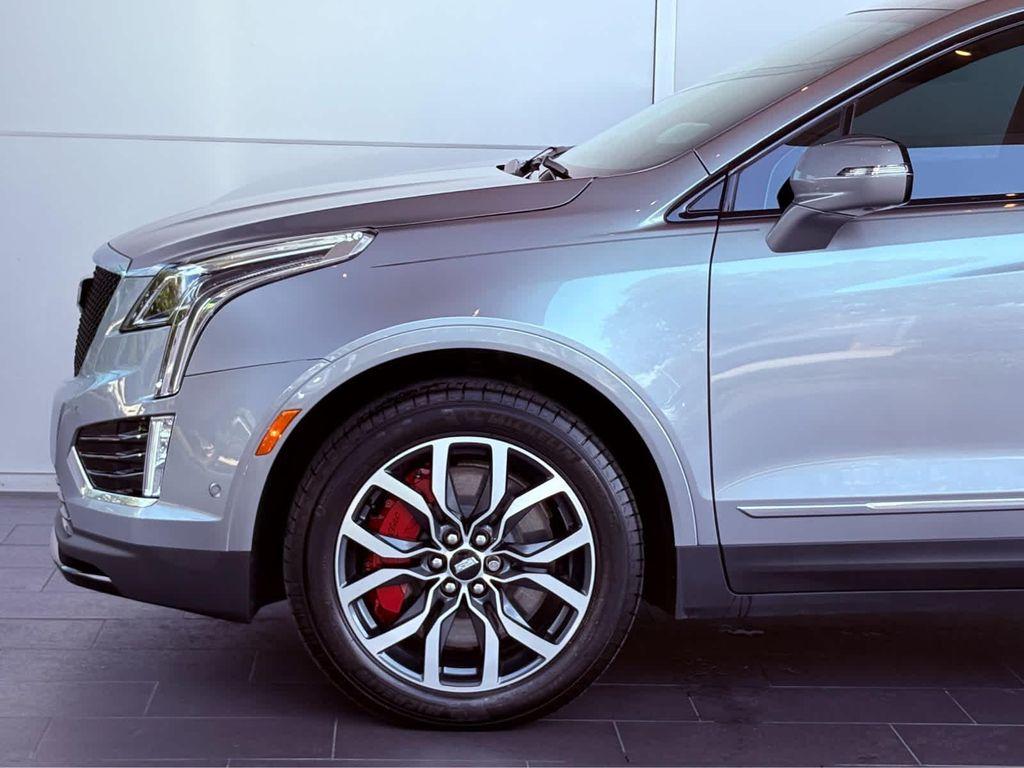 new 2025 Cadillac XT5 car, priced at $63,510