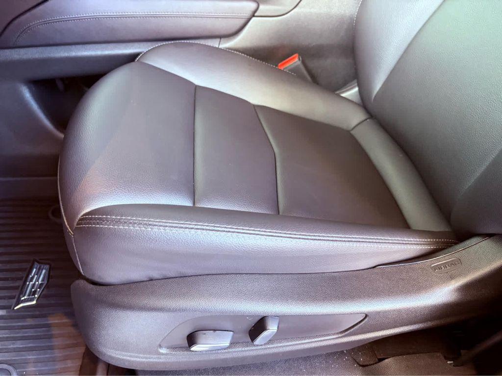 new 2025 Cadillac XT5 car, priced at $47,160