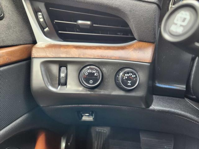 used 2020 Cadillac Escalade car, priced at $39,998