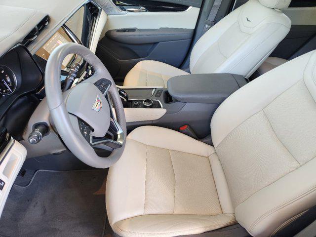 used 2024 Cadillac XT6 car, priced at $48,995