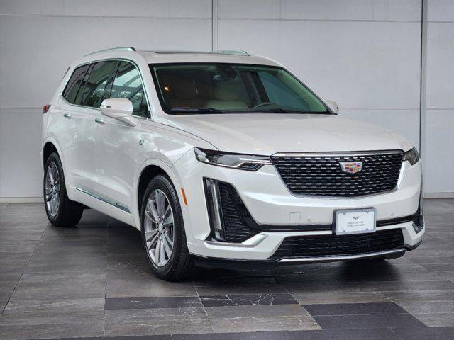 used 2022 Cadillac XT6 car, priced at $37,998