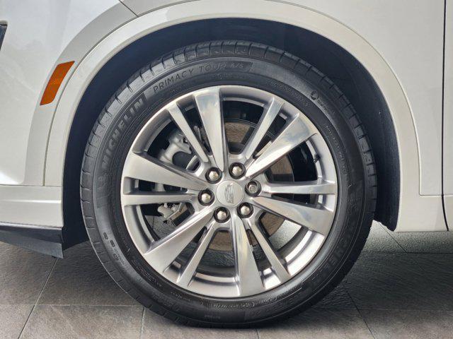 used 2022 Cadillac XT6 car, priced at $37,998