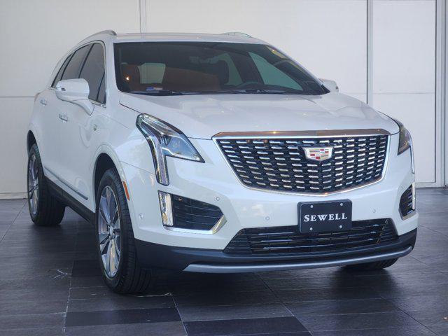 new 2024 Cadillac XT5 car, priced at $56,640