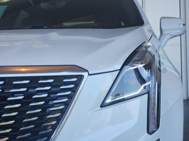 new 2024 Cadillac XT5 car, priced at $56,640