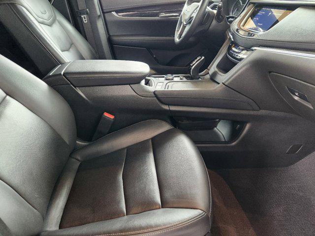 used 2022 Cadillac XT5 car, priced at $34,998