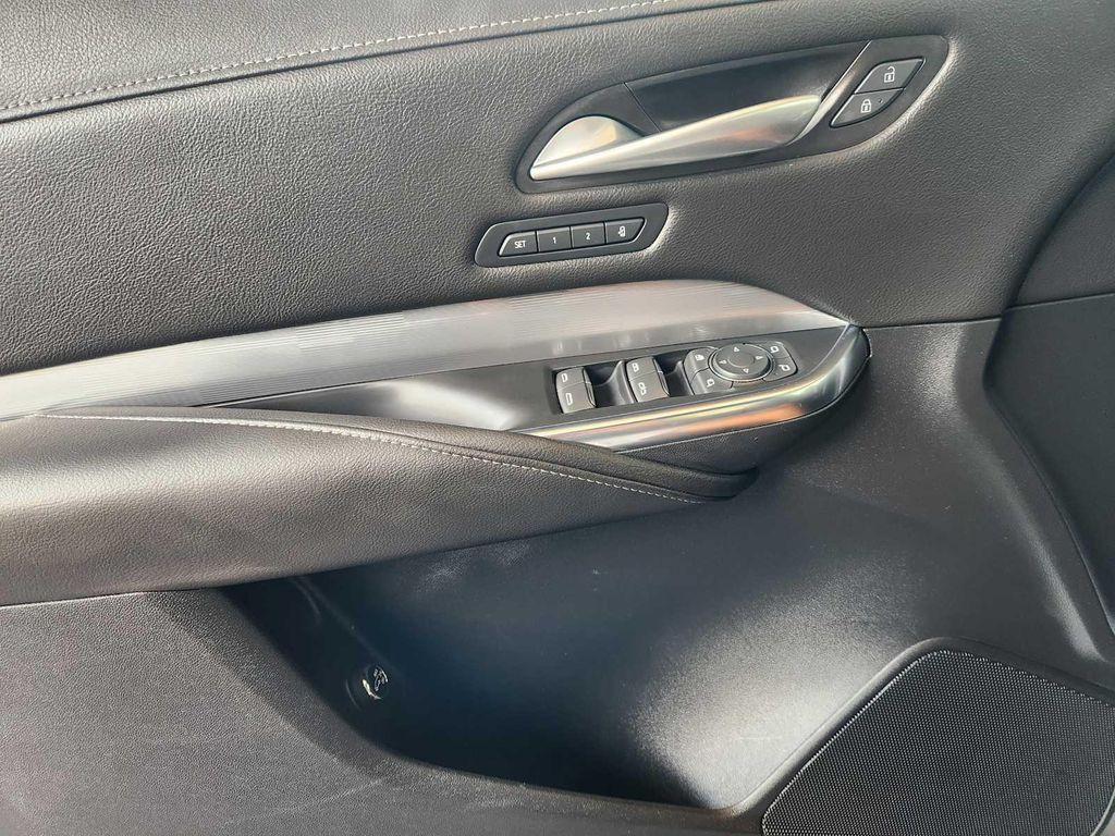 used 2024 Cadillac XT4 car, priced at $37,489