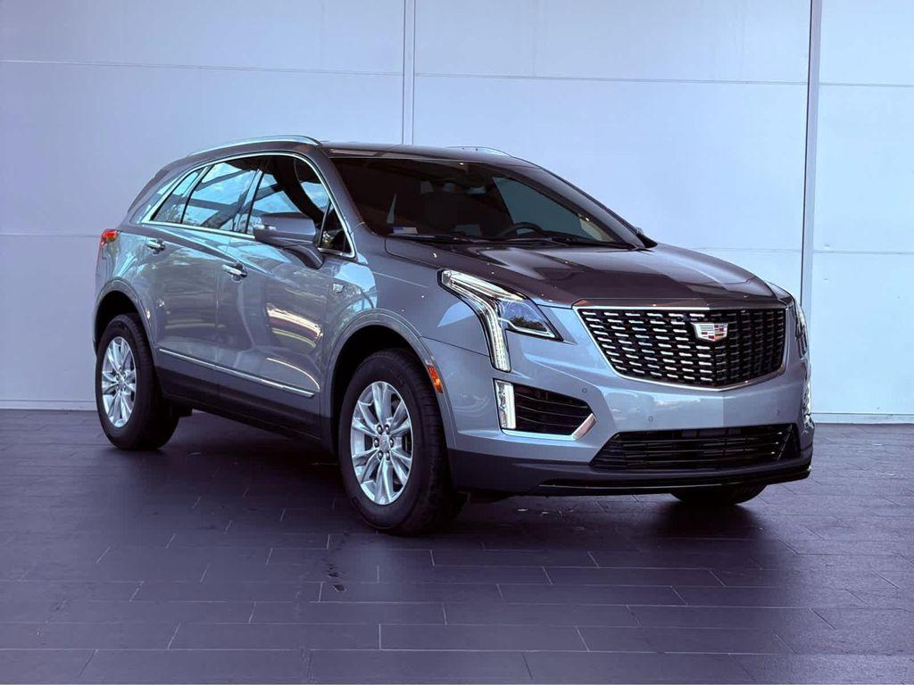 new 2025 Cadillac XT5 car, priced at $46,535