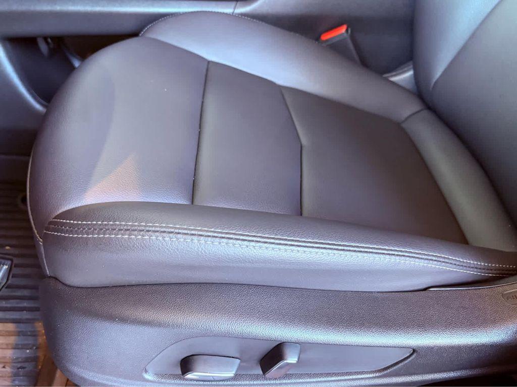 new 2025 Cadillac XT5 car, priced at $46,535