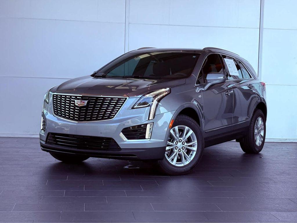 new 2025 Cadillac XT5 car, priced at $46,535