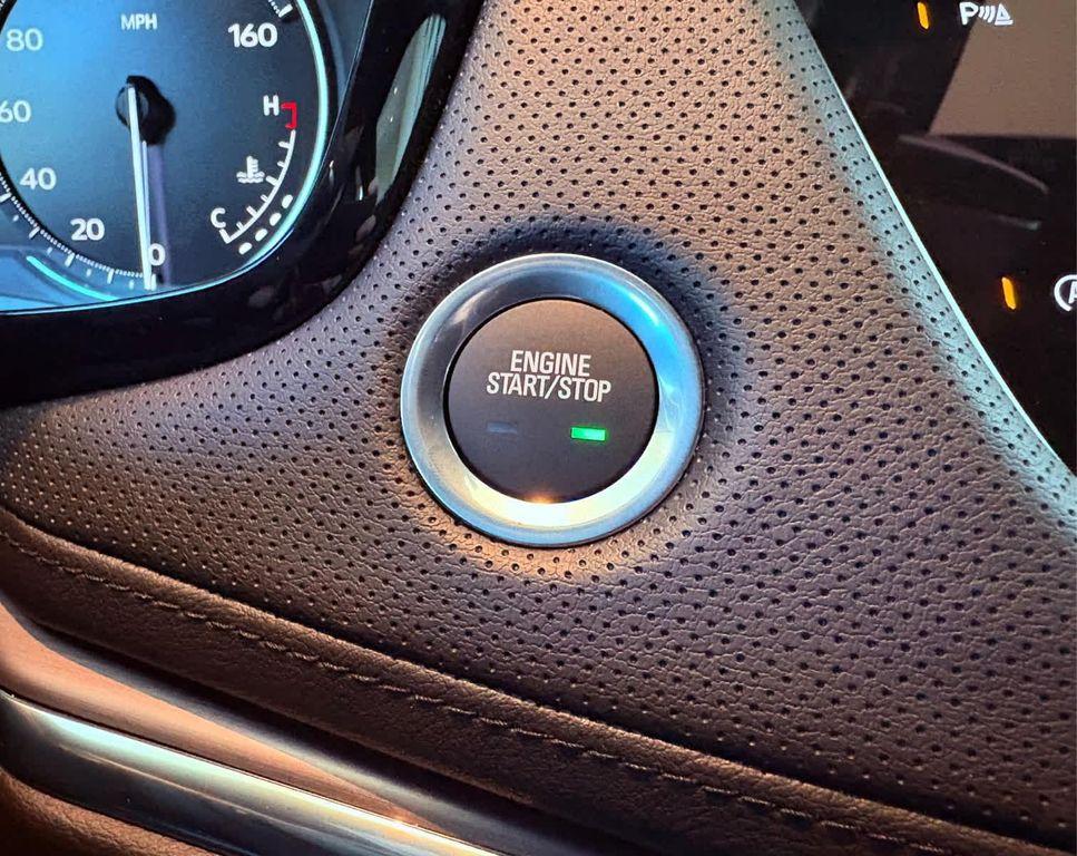 new 2025 Cadillac XT5 car, priced at $46,535