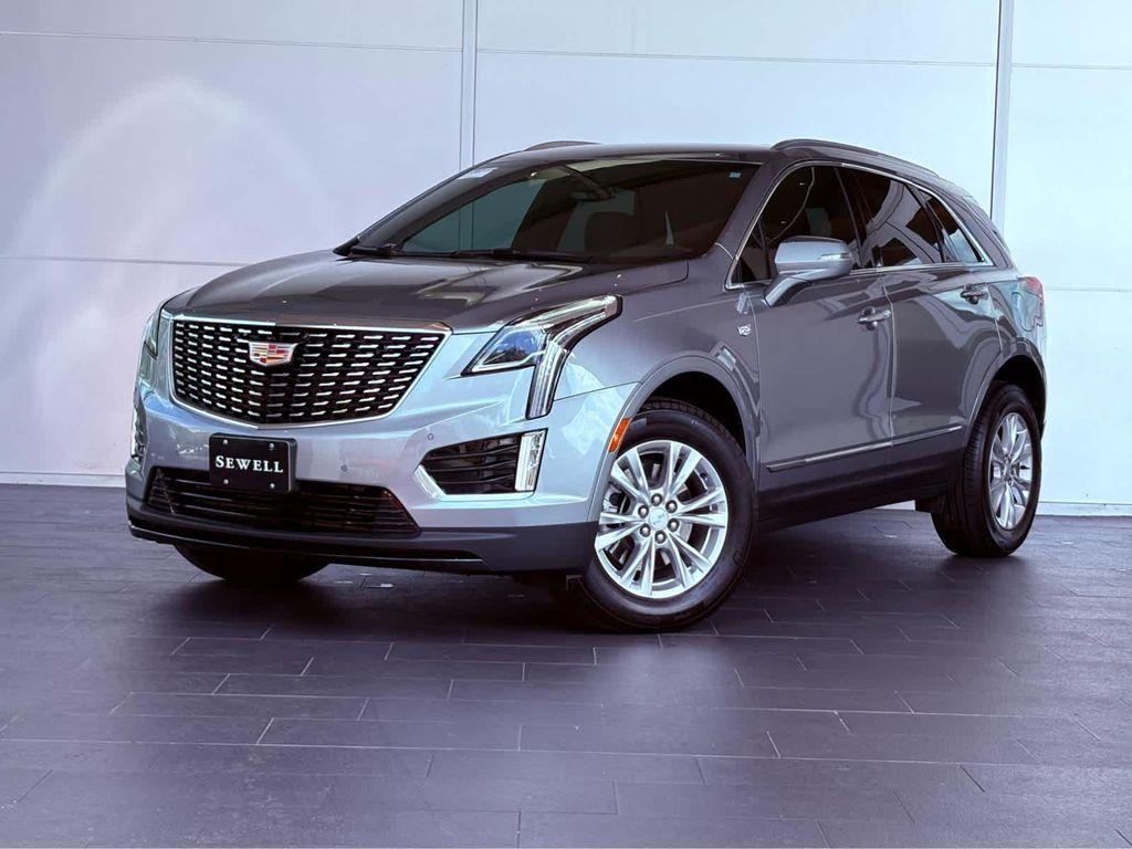 new 2025 Cadillac XT5 car, priced at $45,690