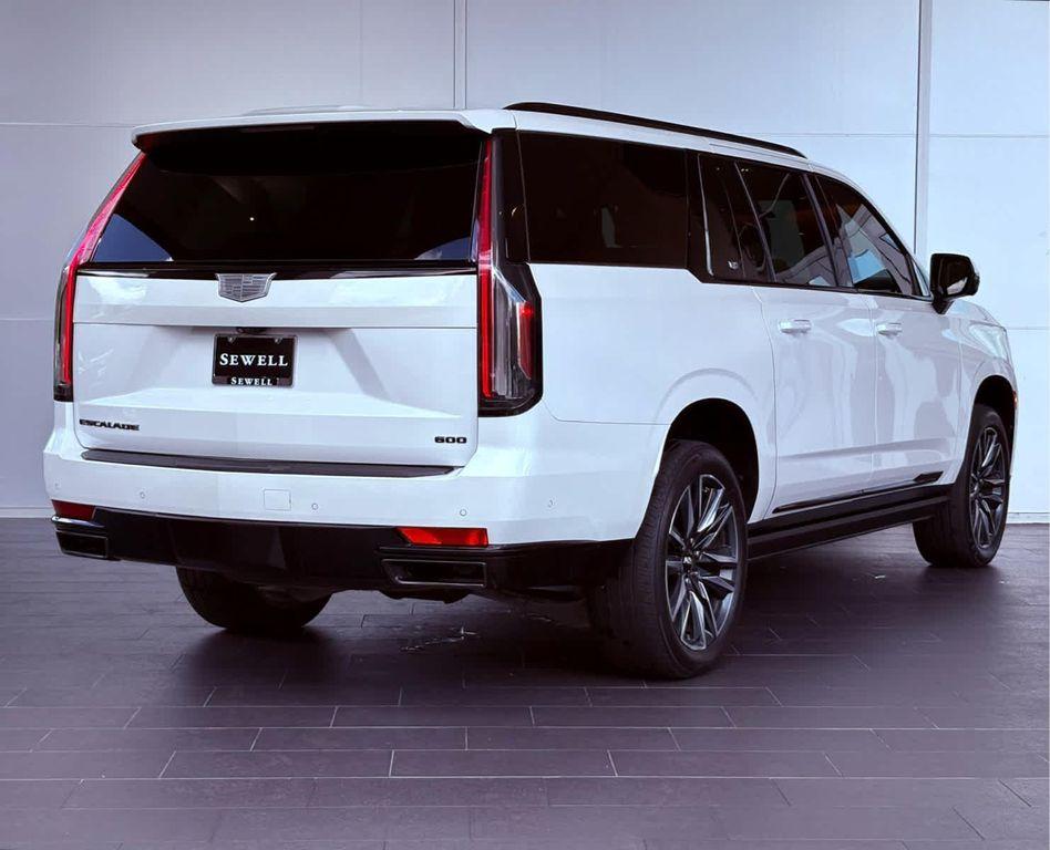 used 2022 Cadillac Escalade ESV car, priced at $62,998
