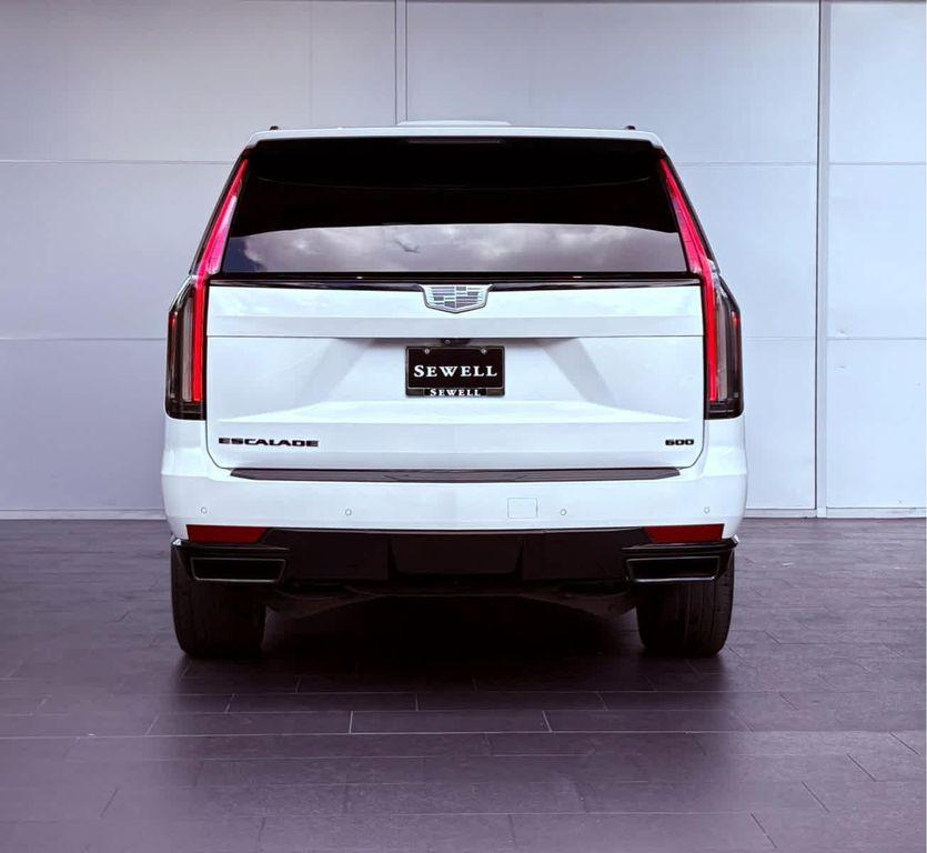 used 2022 Cadillac Escalade ESV car, priced at $62,998