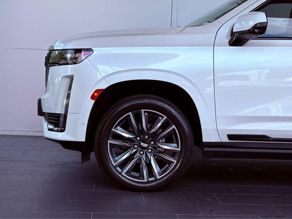 used 2022 Cadillac Escalade ESV car, priced at $62,998