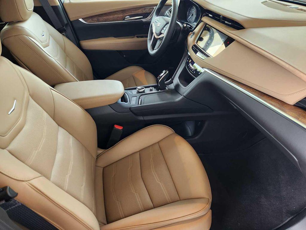 used 2024 Cadillac XT5 car, priced at $49,991