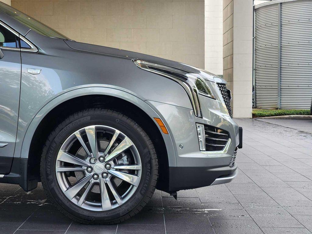 used 2024 Cadillac XT5 car, priced at $49,991