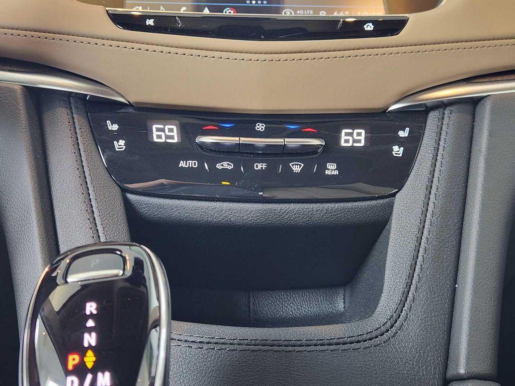 used 2024 Cadillac XT5 car, priced at $49,991