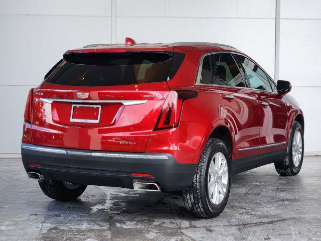 new 2025 Cadillac XT5 car, priced at $47,310