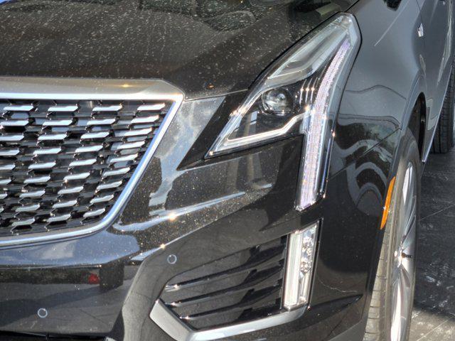 new 2025 Cadillac XT5 car, priced at $54,210