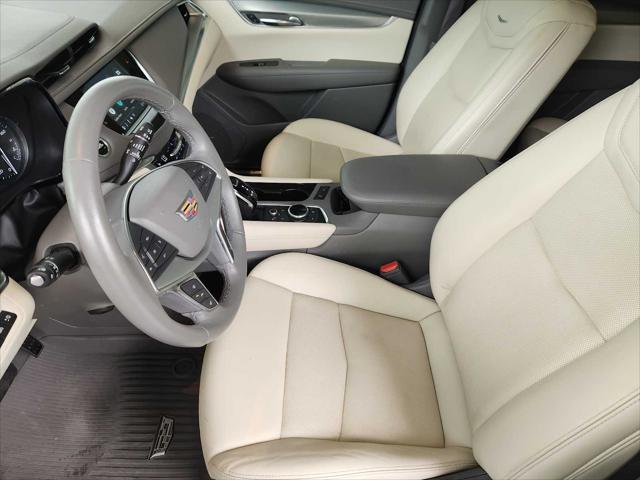 used 2022 Cadillac XT5 car, priced at $31,995