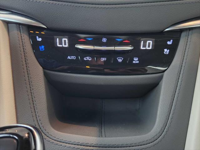 used 2022 Cadillac XT5 car, priced at $31,995
