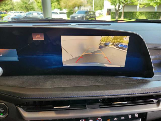 used 2024 Cadillac XT4 car, priced at $37,491
