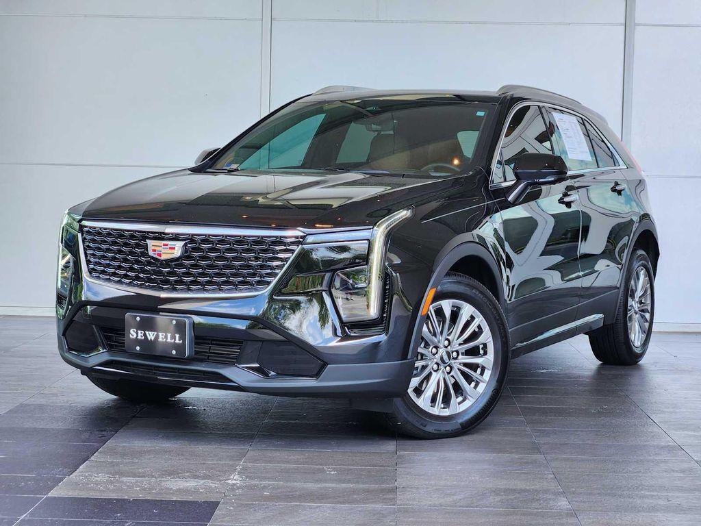 new 2025 Cadillac XT4 car, priced at $49,270