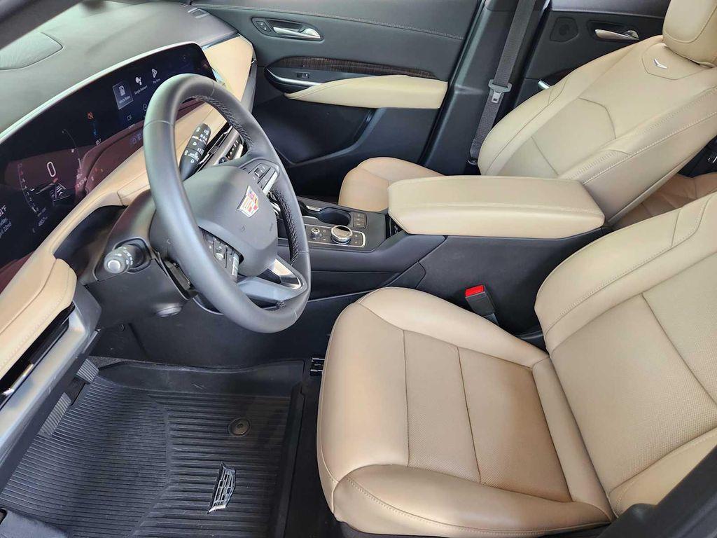 new 2025 Cadillac XT4 car, priced at $49,270