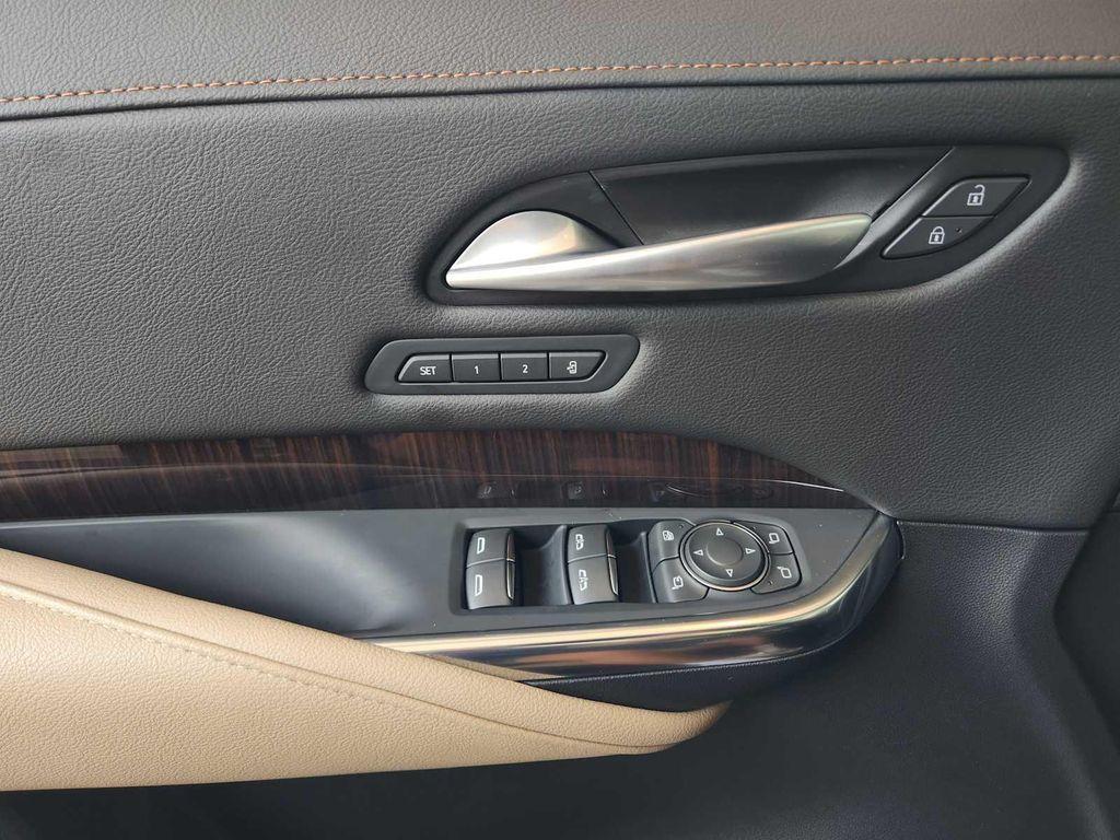 new 2025 Cadillac XT4 car, priced at $49,270