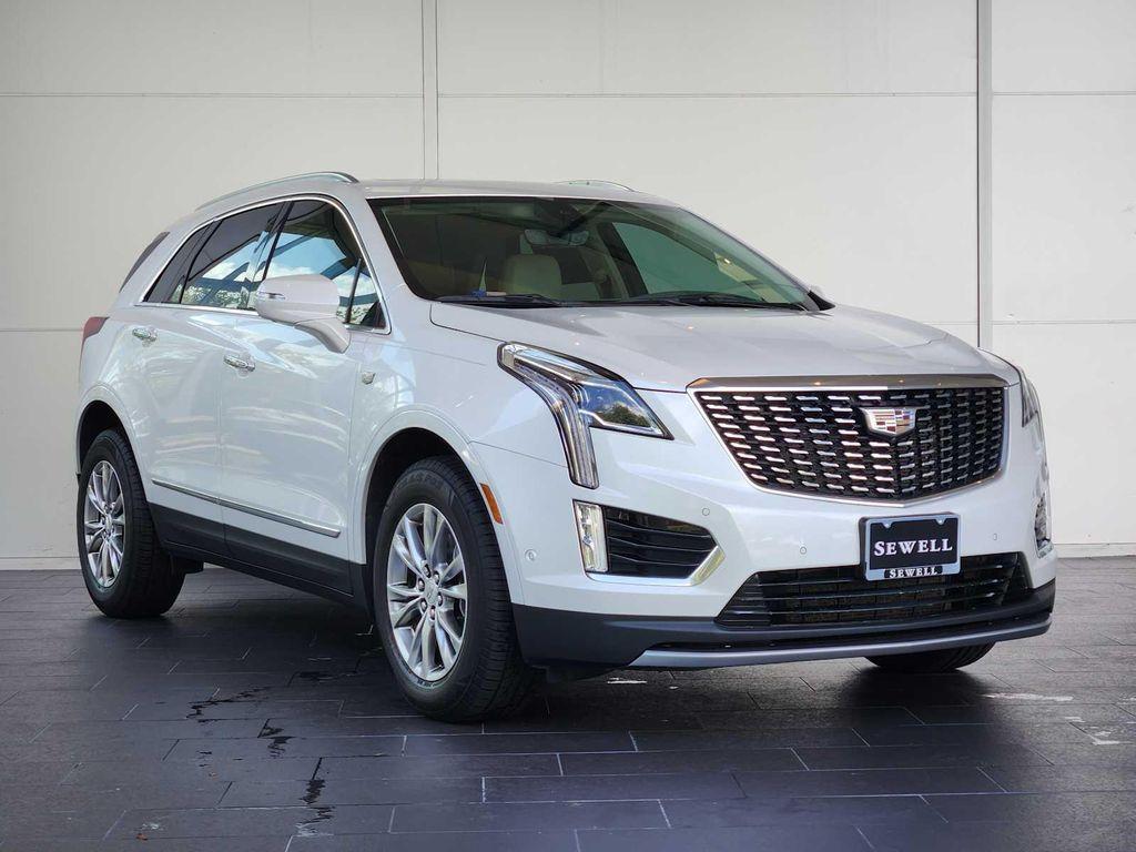 used 2022 Cadillac XT5 car, priced at $21,991