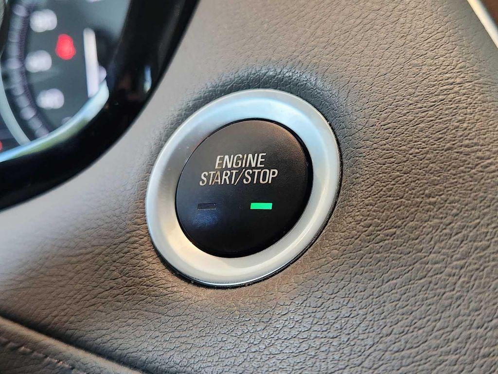 used 2022 Cadillac XT5 car, priced at $21,991