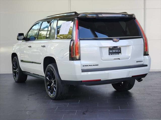 used 2020 Cadillac Escalade car, priced at $41,991
