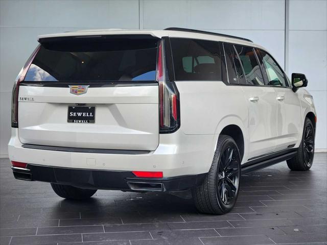 used 2021 Cadillac Escalade ESV car, priced at $64,998