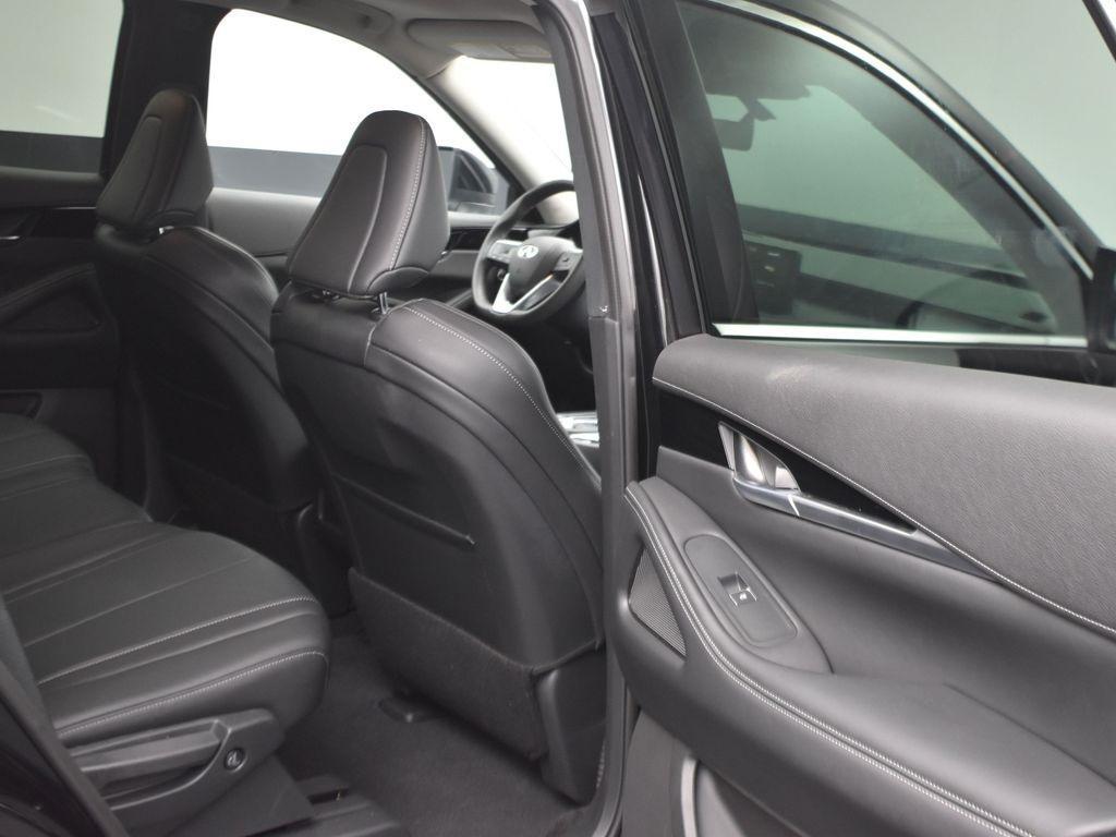 used 2025 INFINITI QX60 car, priced at $39,700
