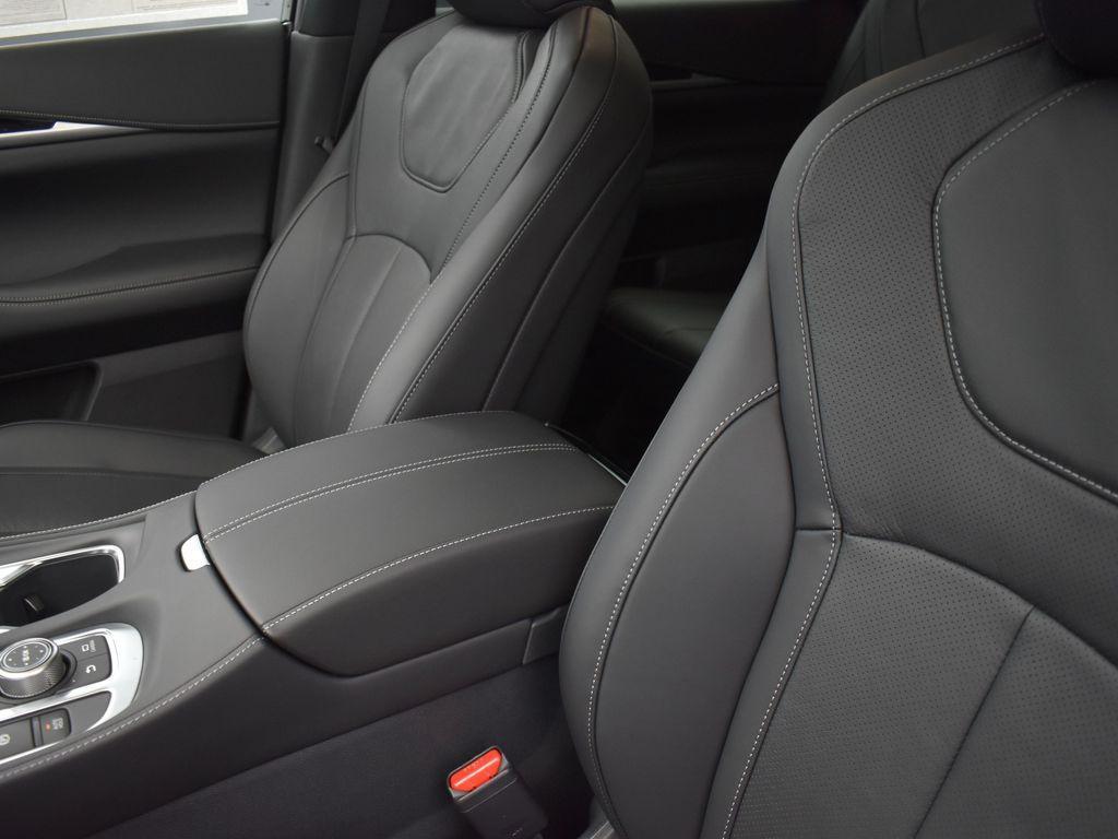 used 2025 INFINITI QX60 car