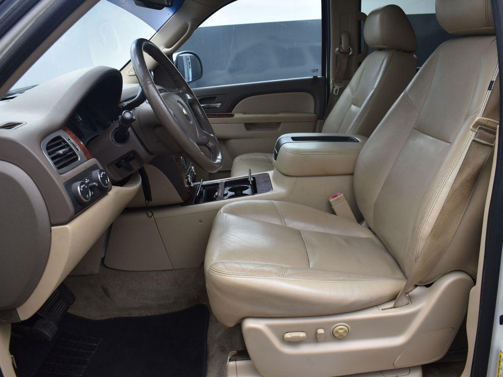 used 2014 Chevrolet Tahoe car, priced at $9,000