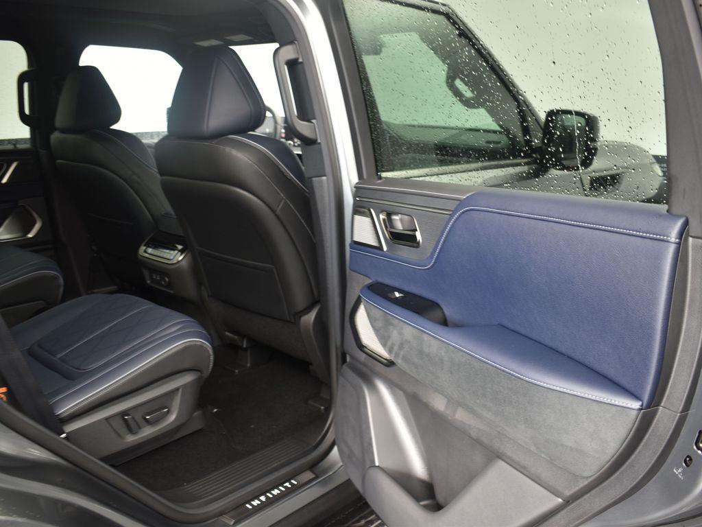 new 2026 INFINITI QX80 car, priced at $102,054