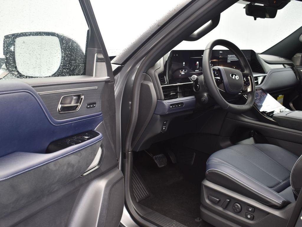 new 2026 INFINITI QX80 car, priced at $102,054