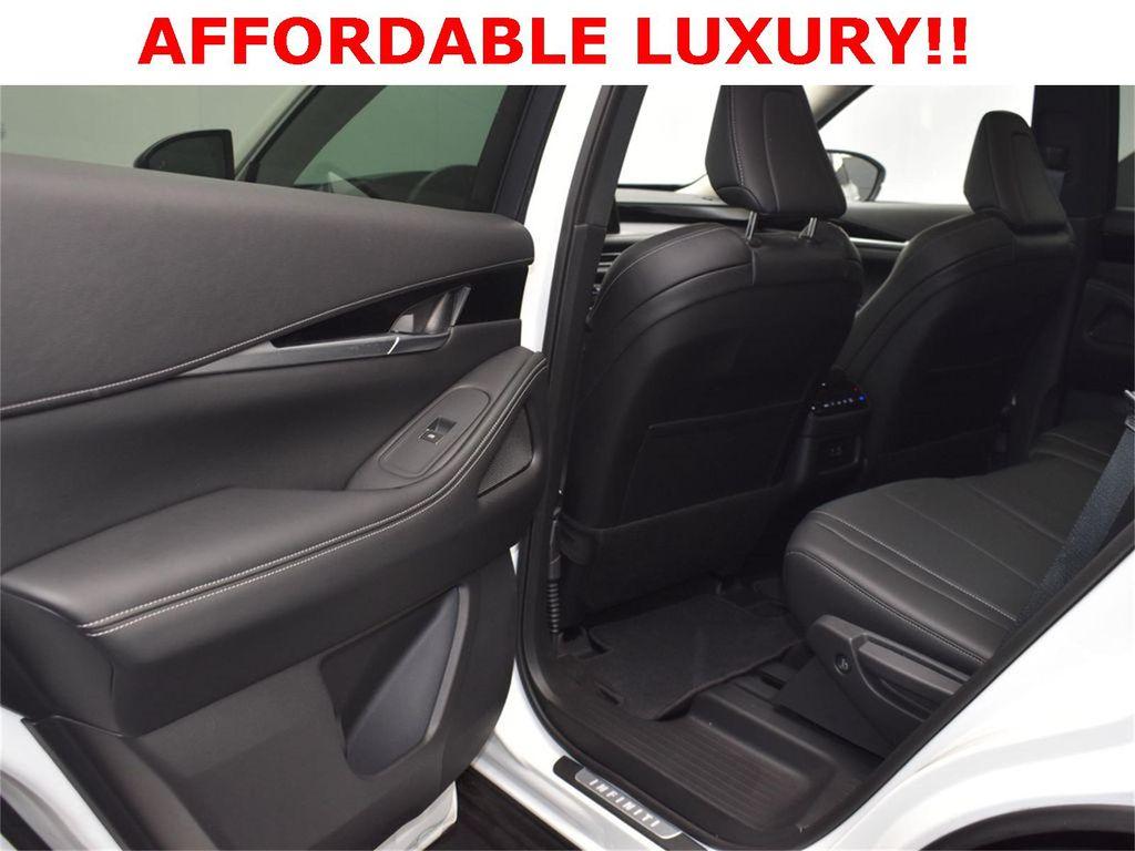 used 2025 INFINITI QX60 car, priced at $40,000