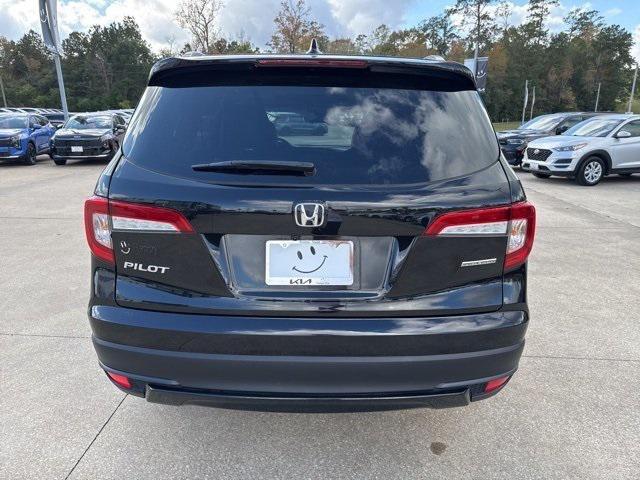 used 2022 Honda Pilot car, priced at $28,000