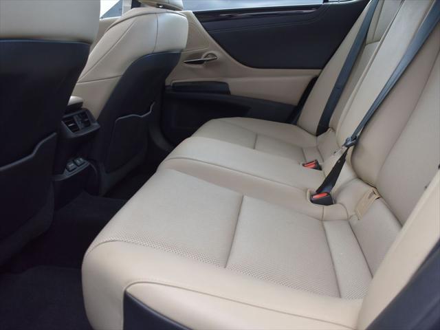 used 2019 Lexus ES 350 car, priced at $29,588