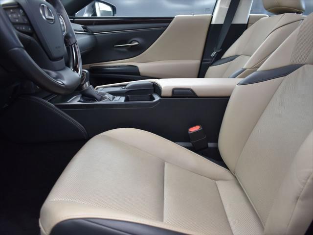 used 2019 Lexus ES 350 car, priced at $29,588