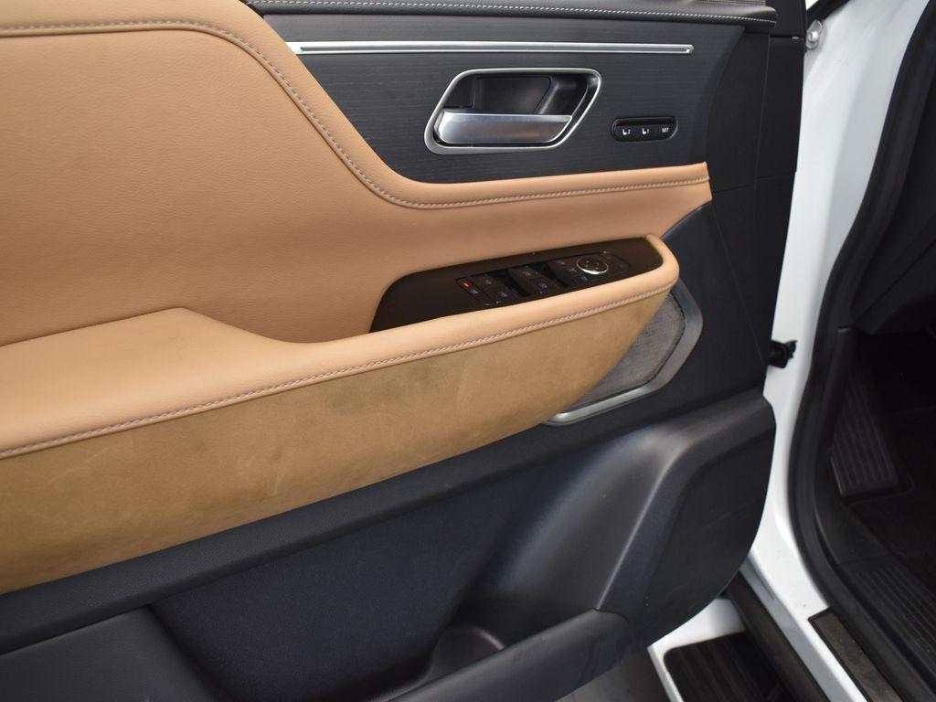 used 2025 INFINITI QX80 car, priced at $79,000