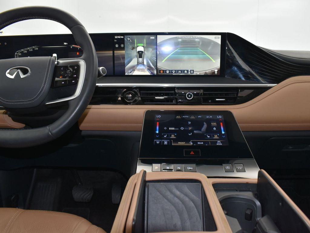 used 2025 INFINITI QX80 car, priced at $79,000