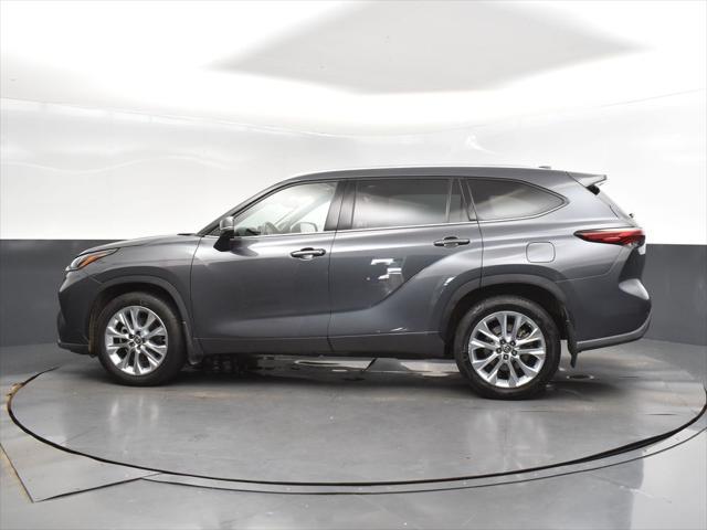 used 2021 Toyota Highlander car, priced at $27,333