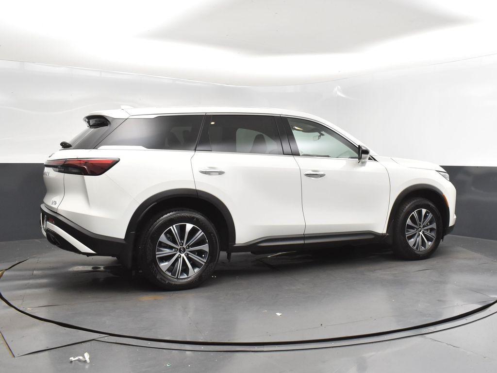 used 2025 INFINITI QX60 car, priced at $42,000